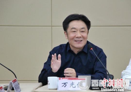 圖為山東師范大學副校長萬光俠在開幕式上發(fā)言。　趙曉 攝