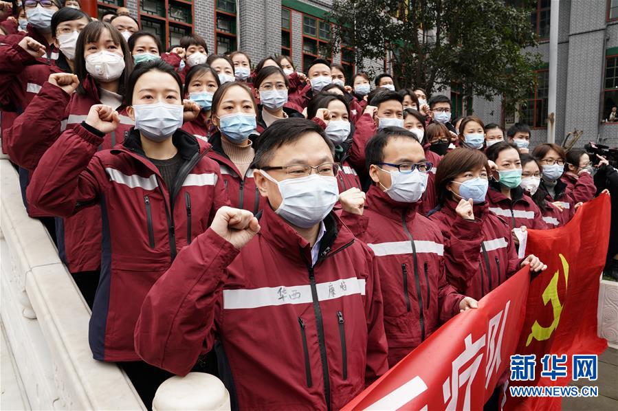 （新華全媒頭條·圖文互動(dòng)）（4）“始終把人民群眾生命安全和身體健康放在第一位”——中國抗疫彰顯“生命至上、人民至上”理念