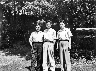 舍我其誰報國志，碧血丹心愛國情