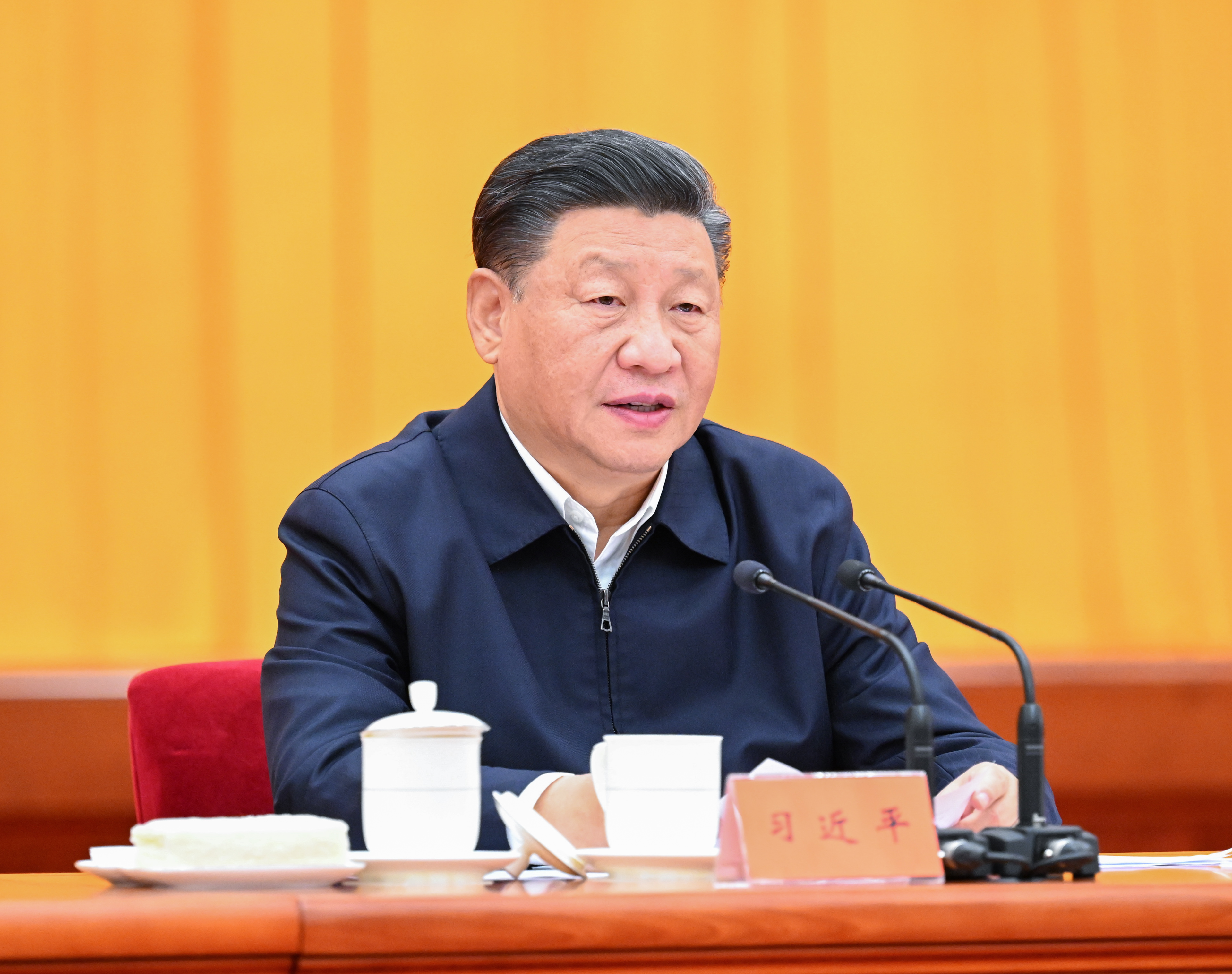 2021年10月13日至14日，中央人大工作會議在北京召開。習(xí)近平總書記出席會議并發(fā)表重要講話。